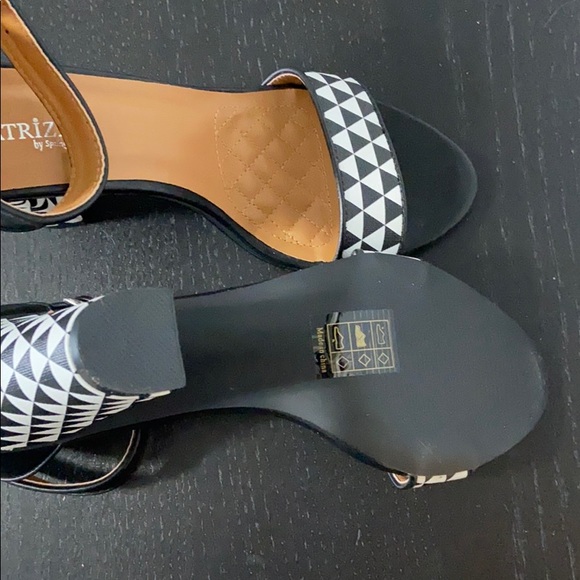 Patrizia by Spring Step chunk heel sandal size 10 - Picture 3 of 6